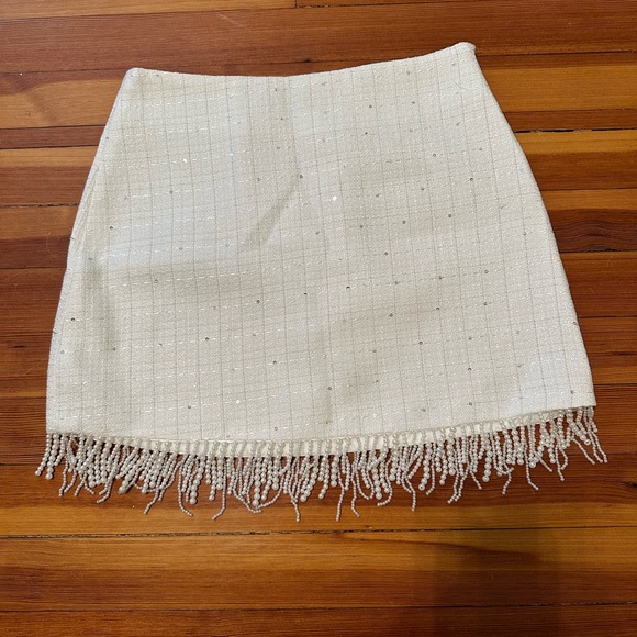 Lulus white fringe skirt - Picture 2 of 4